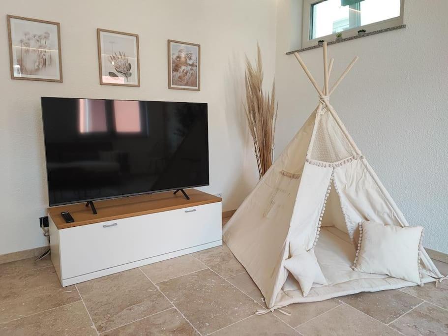 -Stadthaus Ida- Mit Grosser Dachterasse, Am Schlosspark, Luftkurort Kisslegg, Boxspringbetten, Kaffeevollautomat, Smarttv, Familienfreundlich, Grosszuegig, Zentral 外观 照片