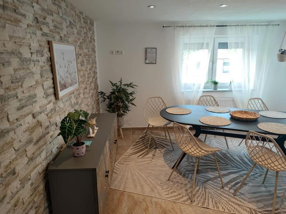 -Stadthaus Ida- Mit Grosser Dachterasse, Am Schlosspark, Luftkurort Kisslegg, Boxspringbetten, Kaffeevollautomat, Smarttv, Familienfreundlich, Grosszuegig, Zentral 外观 照片