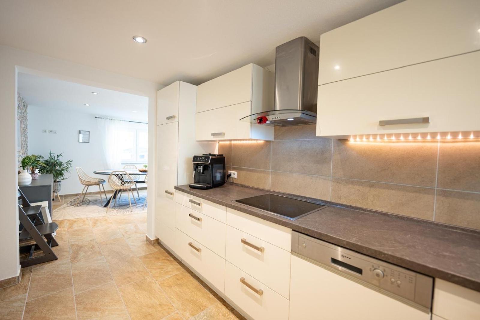 -Stadthaus Ida- Mit Grosser Dachterasse, Am Schlosspark, Luftkurort Kisslegg, Boxspringbetten, Kaffeevollautomat, Smarttv, Familienfreundlich, Grosszuegig, Zentral 外观 照片